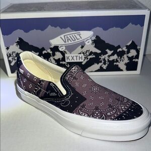 Vans Slip-On Bandana Sneakers